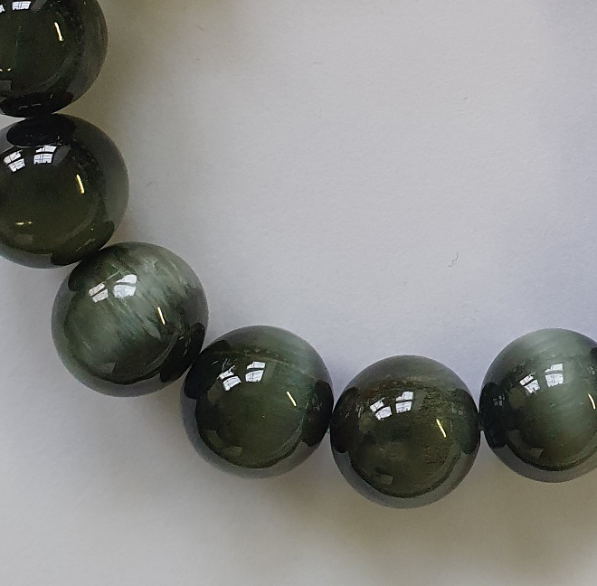 Armband aus Tigerauge grün Kugelarmband Naturstein Armreif