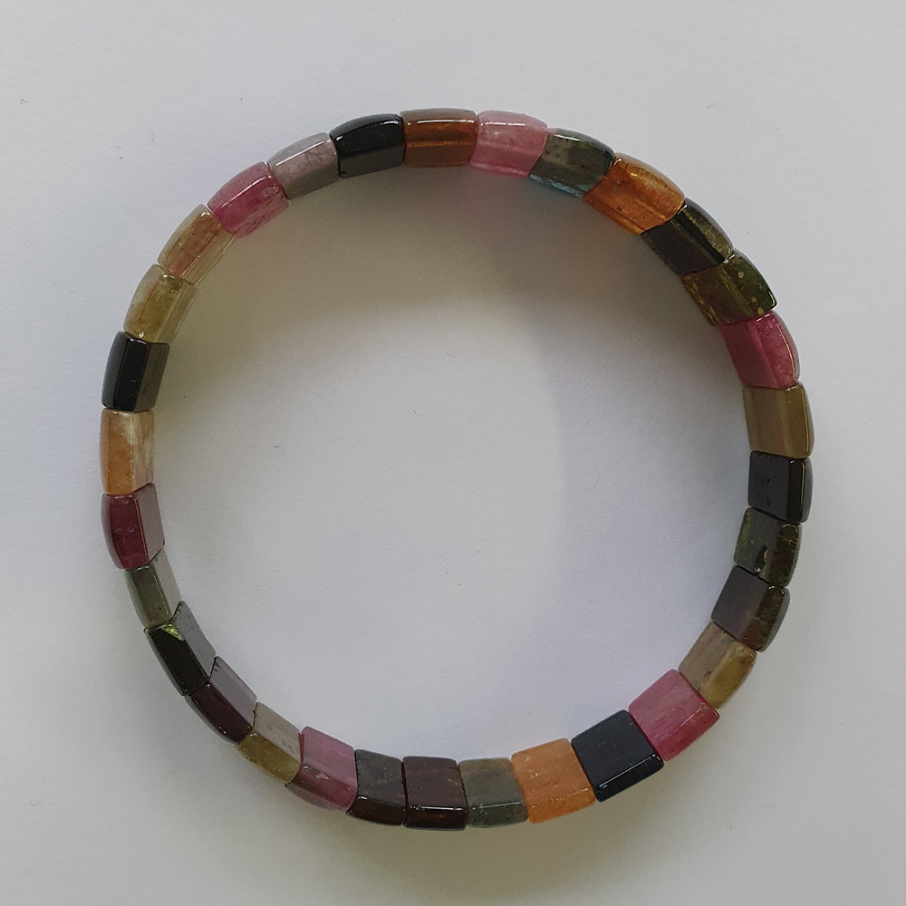 Hochwertige Natur-Steine Armband aus Turmalin Edelsteinen Armreif