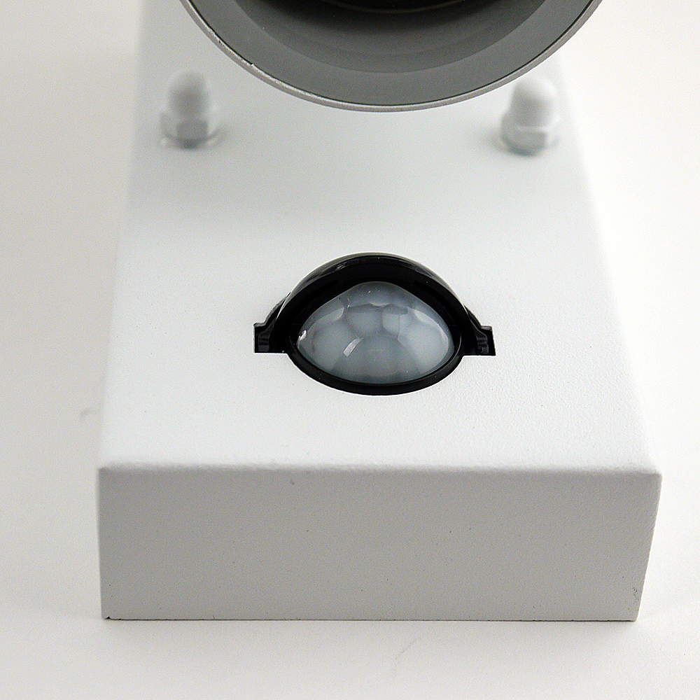 Außen-Wandleuchte Bornholm 2-flammig mit Sensor, verschiedene Farben