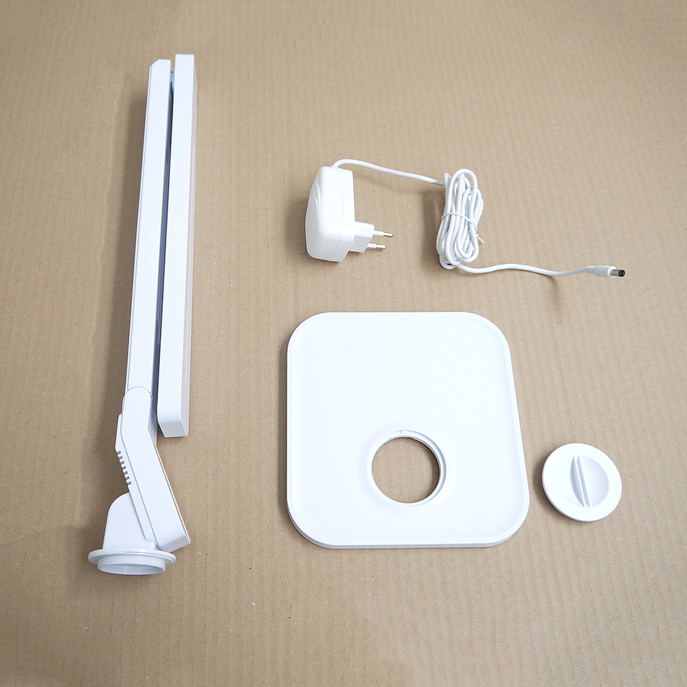 LED Schreibtischleuchte Jan mit USB Anschluß und Touchfunktion