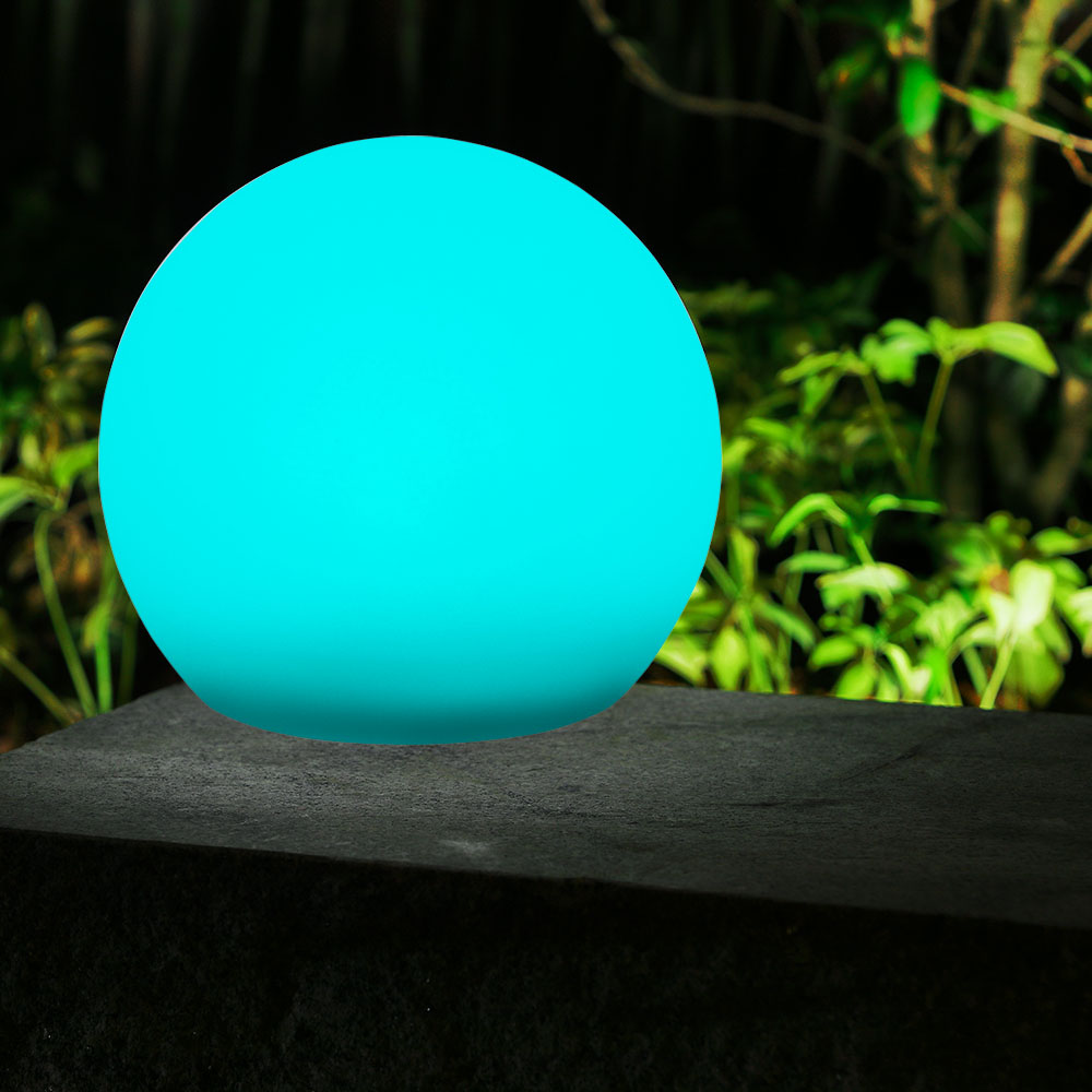 Hochwertige LED-Solarkugel-Leuchte BIRTA mit Spieß, USB-Kabel und Fernbedienung