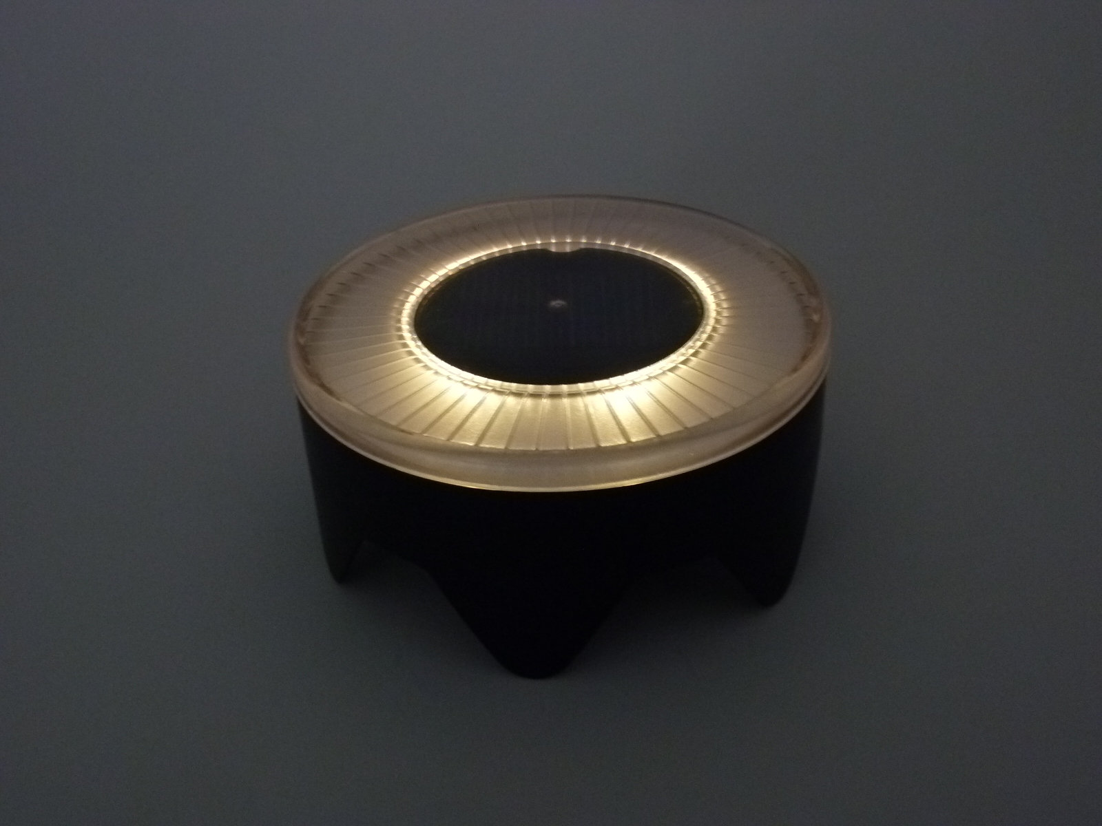 Solar Bodenleuchte rund mit 4 LED