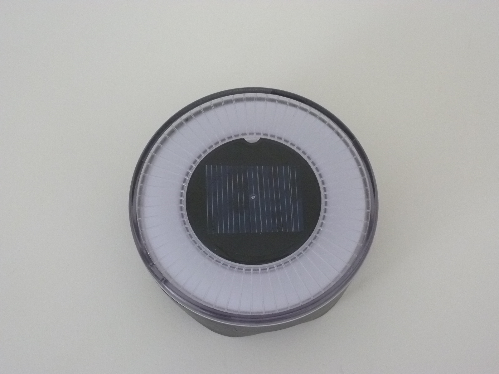 Solar Bodenleuchte rund mit 4 LED
