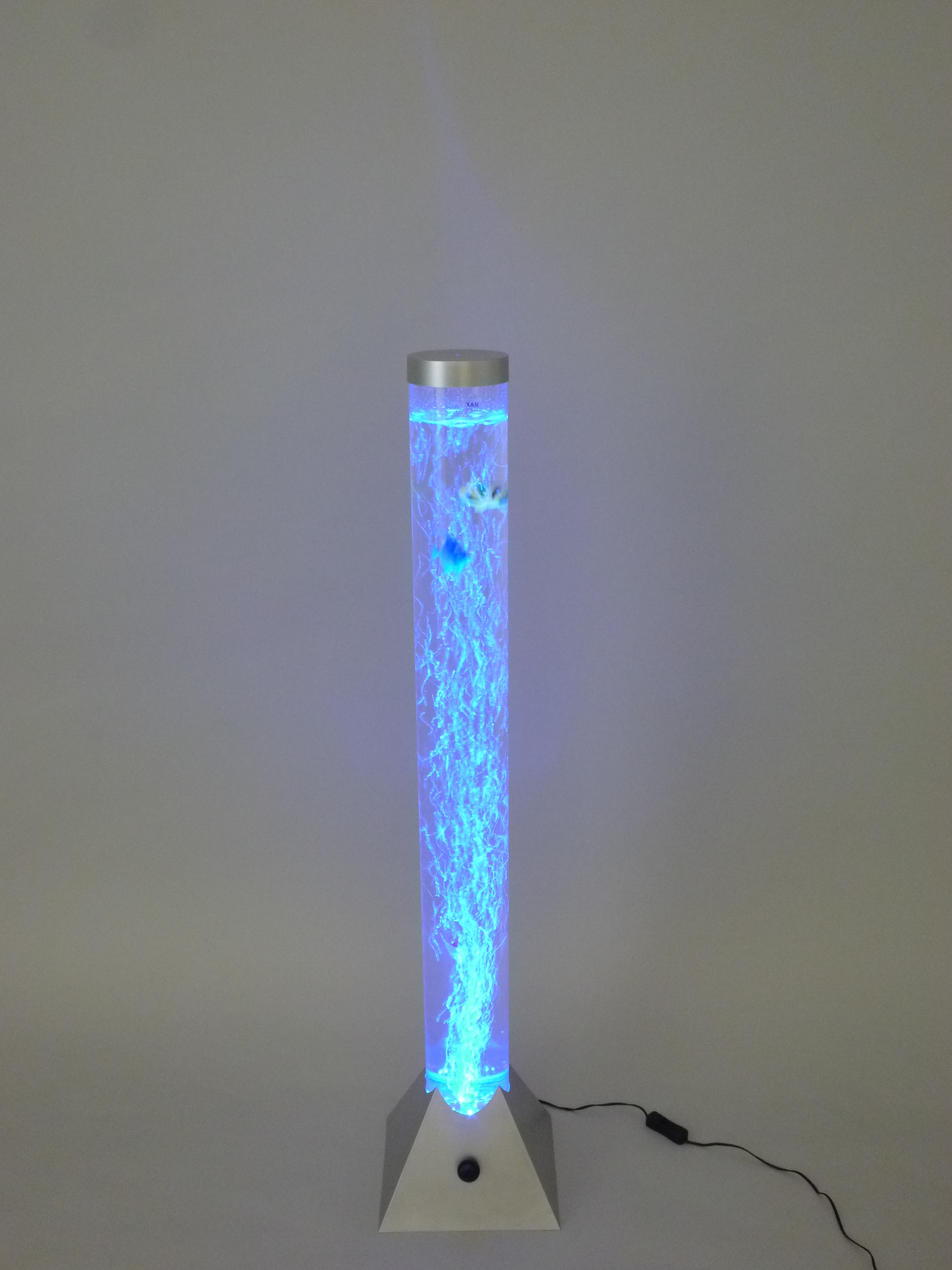 Deko-Wassersäule LED farbwechselnd und 6 Fischen Stimmungslampe