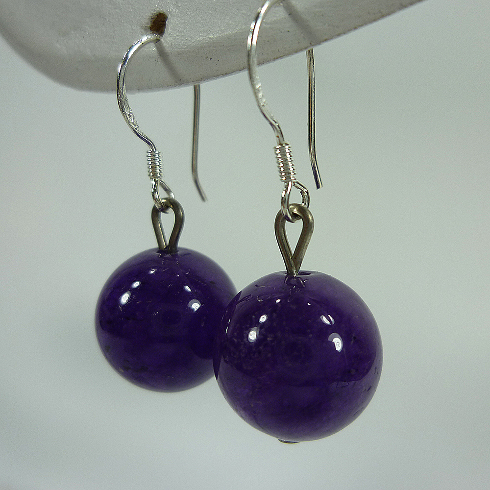 Wunderschöne modische Ohrhänger mit Kugeln aus Amethyst-Edelsteinen Ohrschmuck