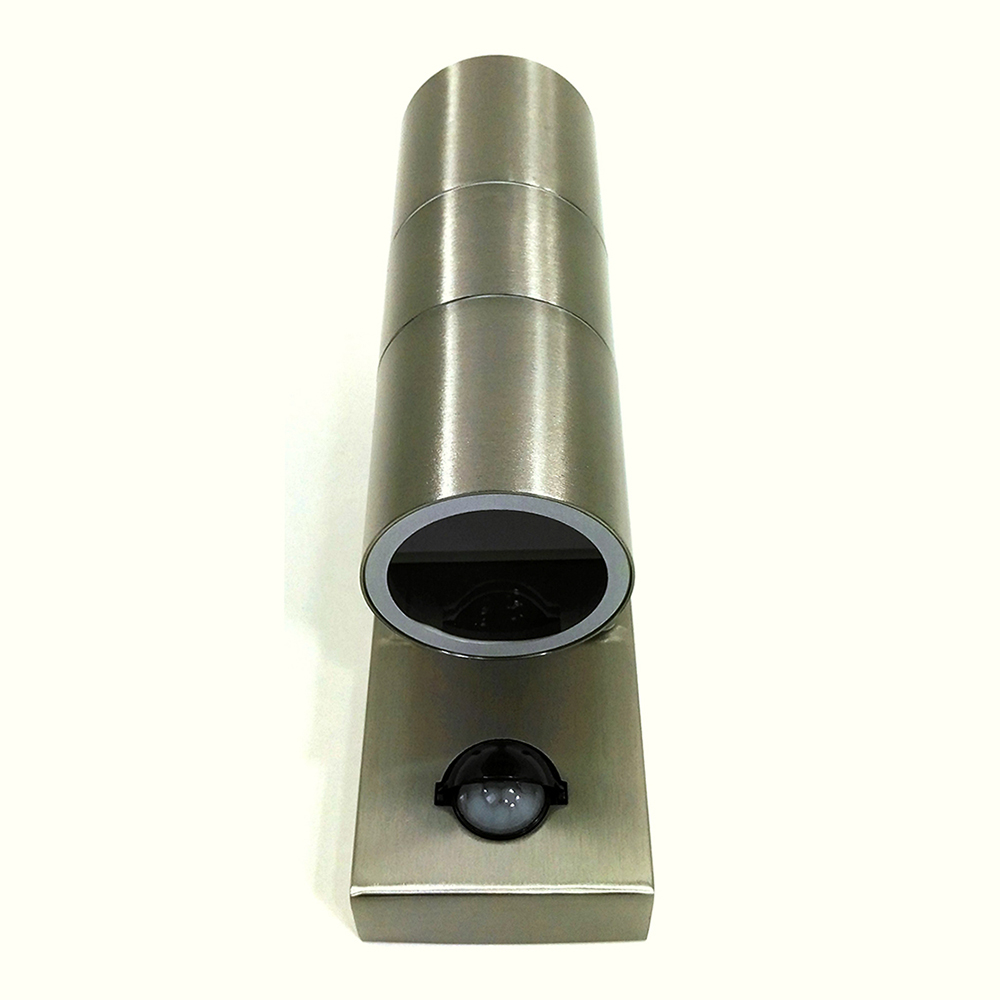 Außen-Wandleuchte Bornholm 2-flammig mit Sensor, verschiedene Farben