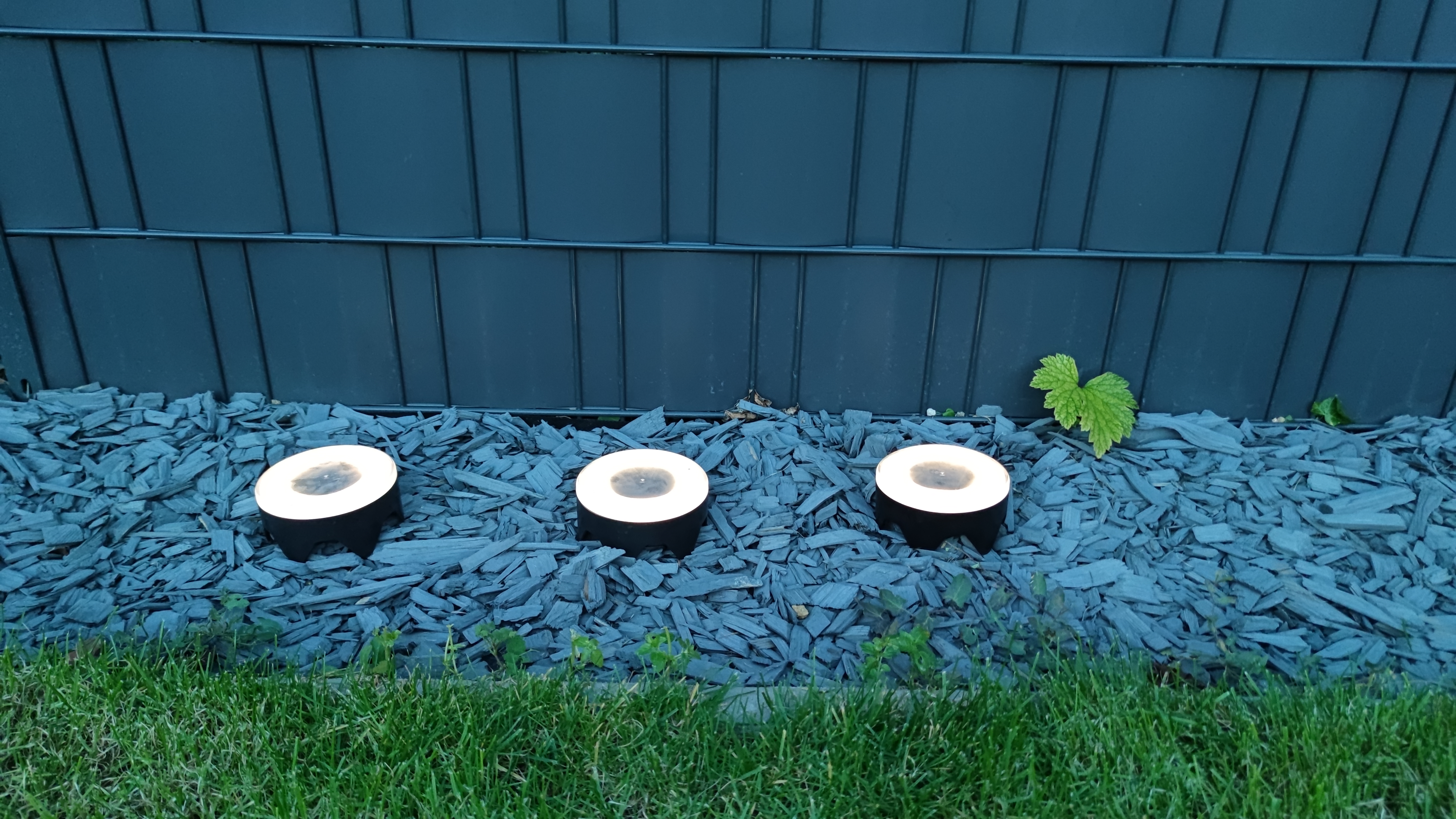 Solar Bodenleuchte rund mit 4 LED